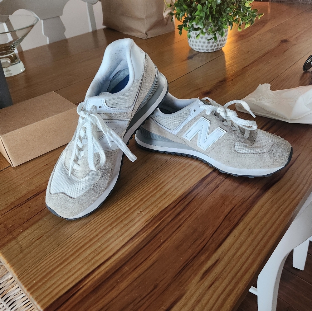 NEW New Balance Mens